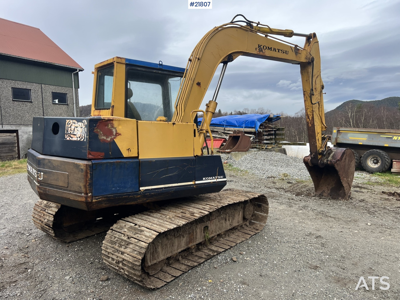 Komatsu pc60-5 gravemaskin m/ renskeskuffe,soldeskuffe og smalskuffe - 挖掘机:图4 Komatsu pc60-5 gravemaskin m/ renskeskuffe,soldeskuffe og smalskuffe - 挖掘机:图4
