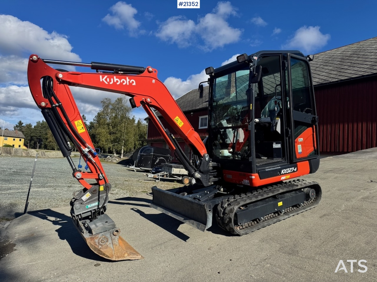 Kubota KX027-4 - 小型挖掘机:图2 Kubota KX027-4 - 小型挖掘机:图2