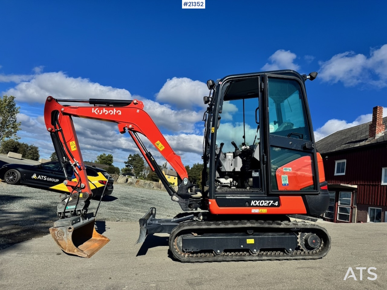 Kubota KX027-4 - 小型挖掘机:图1 Kubota KX027-4 - 小型挖掘机:图1