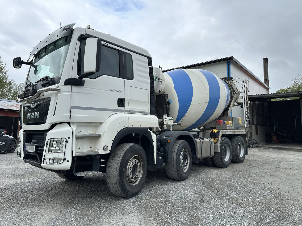 MAN TGS 35.510 8x4 betongbil med 9 meter hydr. renne (gullavtale) - 混凝土搅拌车:图1 MAN TGS 35.510 8x4 betongbil med 9 meter hydr. renne (gullavtale) - 混凝土搅拌车:图1