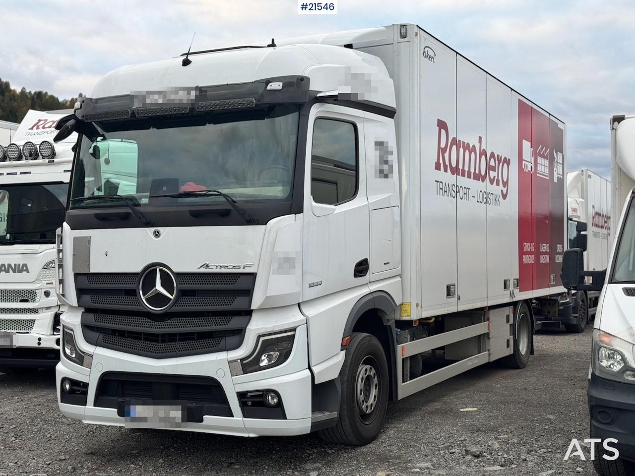 Mercedes Actros 1833 - 厢式卡车:图2 Mercedes Actros 1833 - 厢式卡车:图2