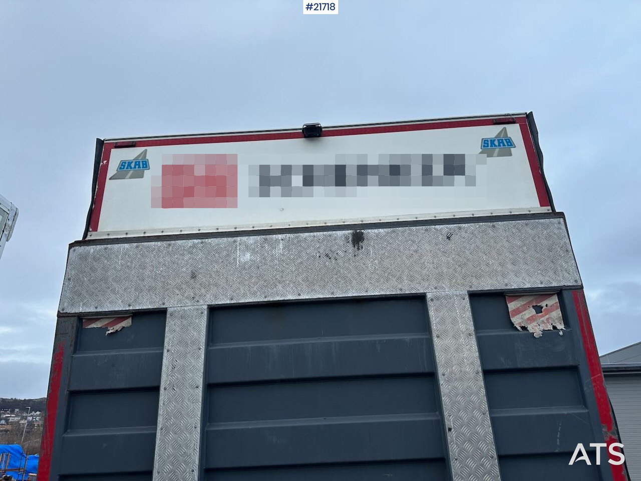 Mercedes Actros 1835 skapbil m/ Full sideåpning, aggregat, lift og 2 sett dekk - 厢式卡车:图5 Mercedes Actros 1835 skapbil m/ Full sideåpning, aggregat, lift og 2 sett dekk - 厢式卡车:图5