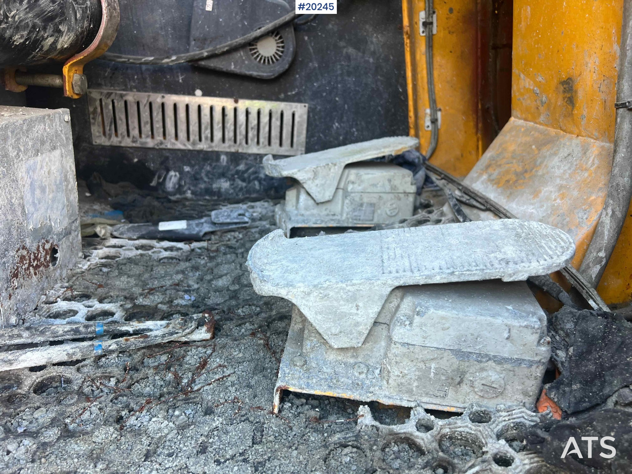 混凝土泵车 Mercedes Actros 2641 6x4 M/ 2008 AMV 7450 Betong sprøyterigg påbygg：图33