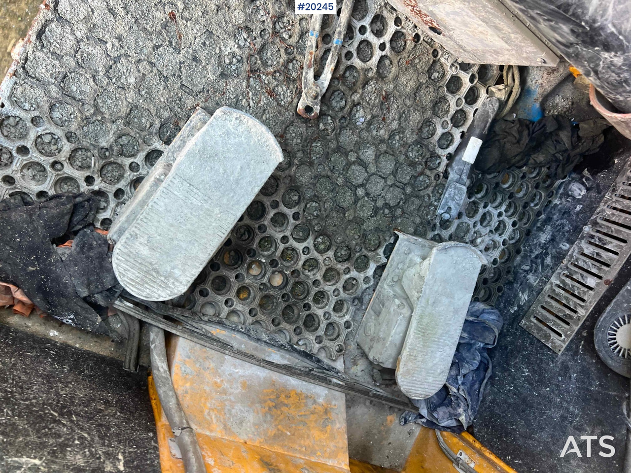 混凝土泵车 Mercedes Actros 2641 6x4 M/ 2008 AMV 7450 Betong sprøyterigg påbygg：图39