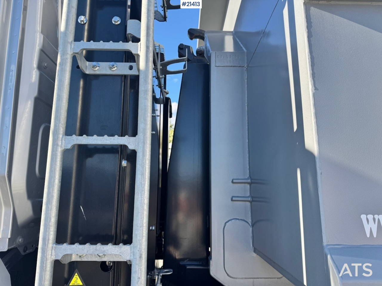 Mercedes Arocs 2543 租赁 Mercedes Arocs 2543：图18