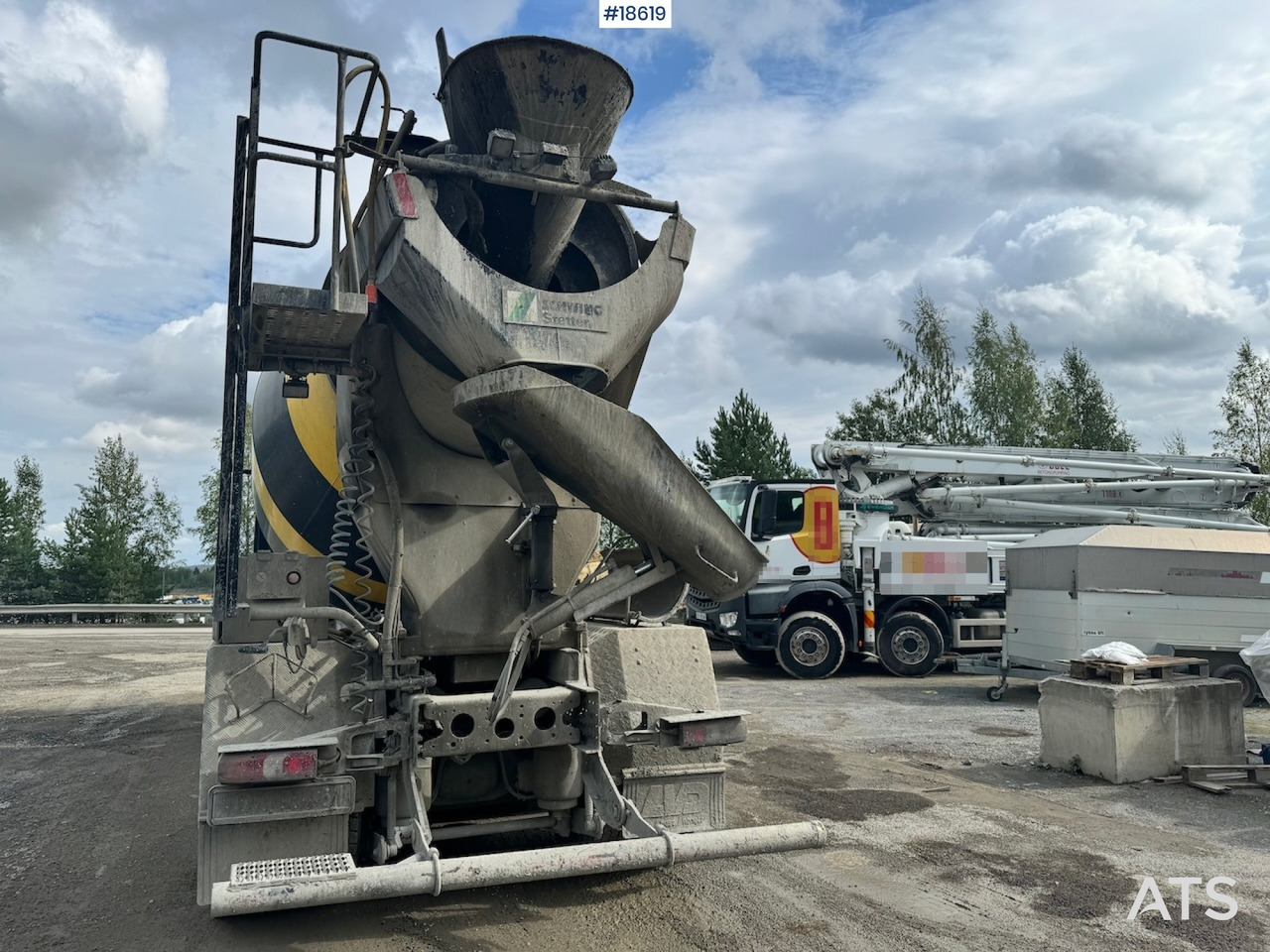 Mercedes Arocs 3246 - 混凝土搅拌车:图4 Mercedes Arocs 3246 - 混凝土搅拌车:图4