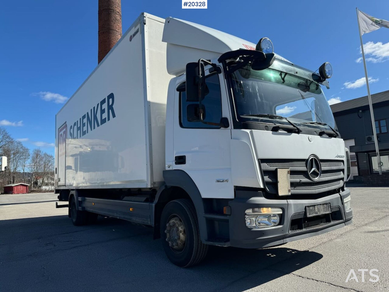 Mercedes Atego 1524 - 厢式卡车:图1 Mercedes Atego 1524 - 厢式卡车:图1