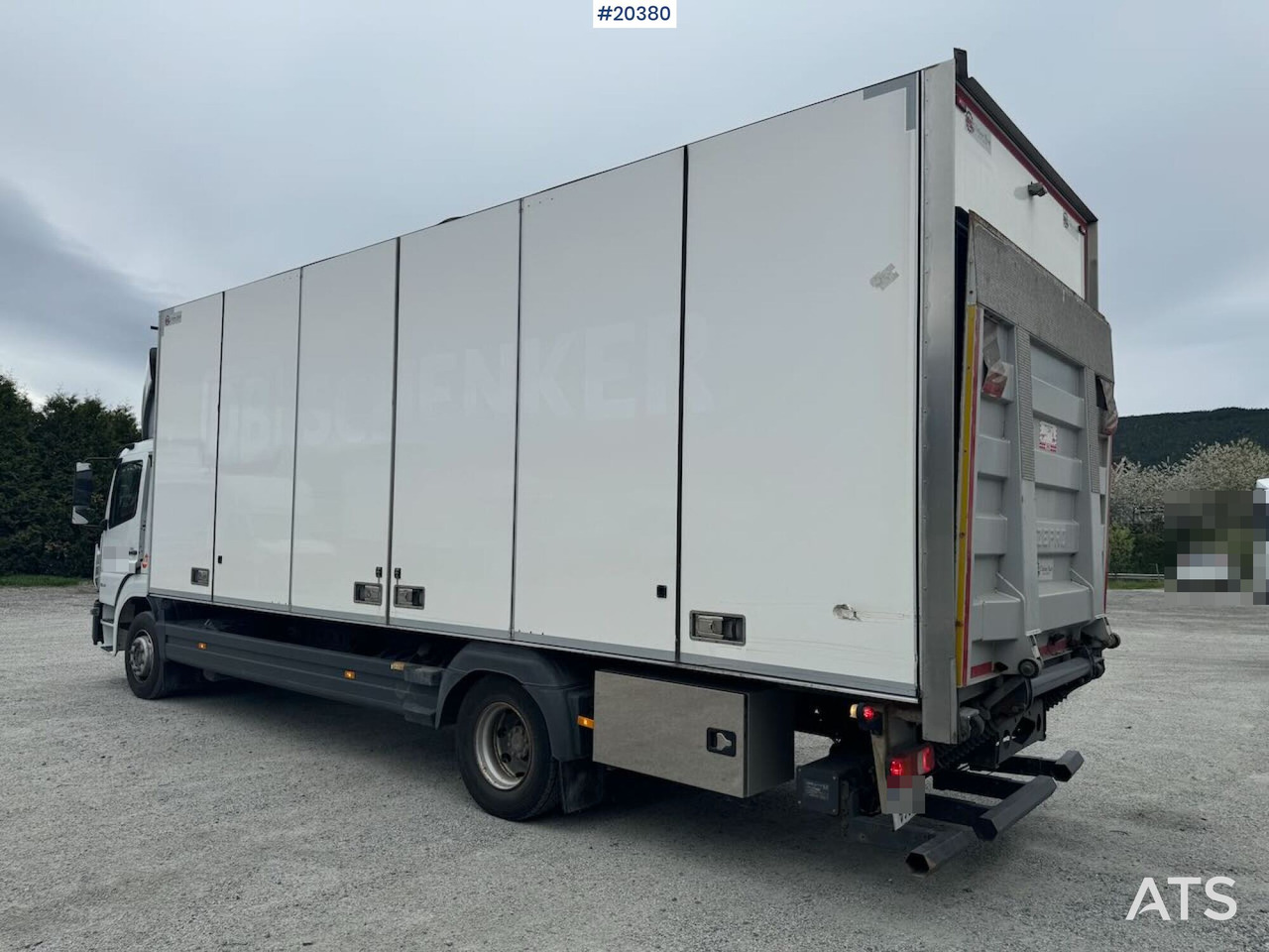 Mercedes Atego 1524 - 厢式卡车:图4 Mercedes Atego 1524 - 厢式卡车:图4