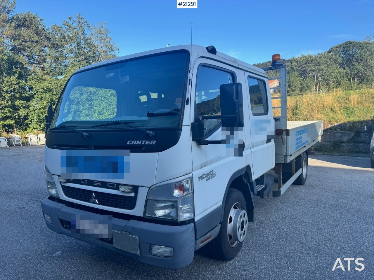 Mitsubishi Fuso Canter - 栏板式/ 平板卡车:图1 Mitsubishi Fuso Canter - 栏板式/ 平板卡车:图1