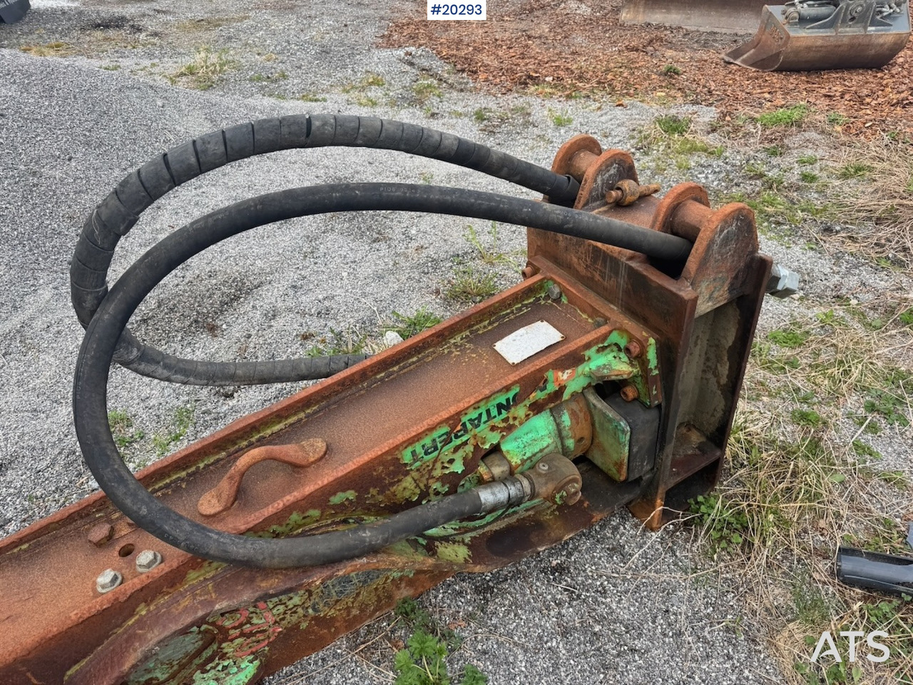 Montabert 570C - 液压锤 适用于 建筑机械:图3 Montabert 570C - 液压锤 适用于 建筑机械:图3