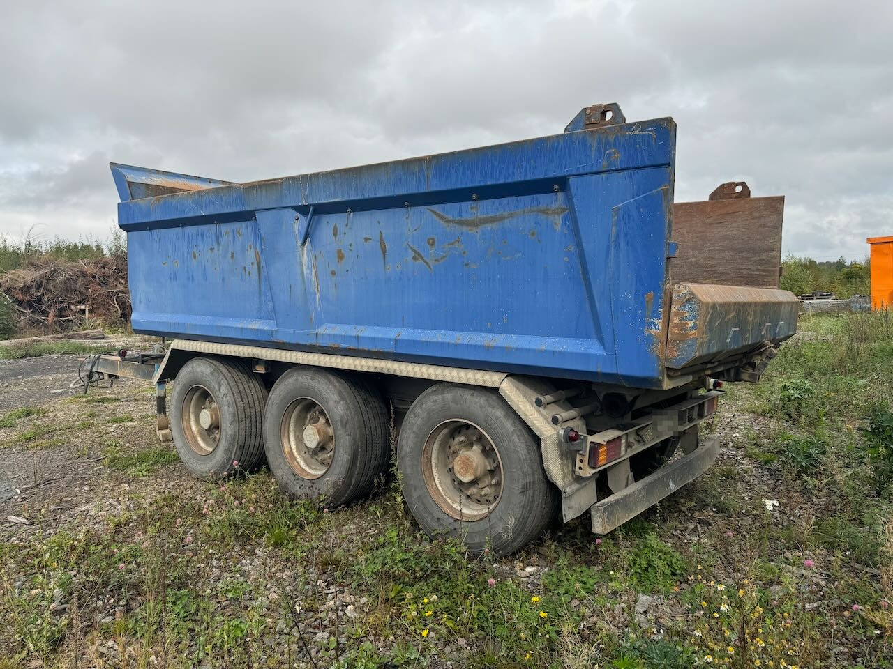 Nor-Slep Trippel kjerre - 翻斗拖车:图3 Nor-Slep Trippel kjerre - 翻斗拖车:图3