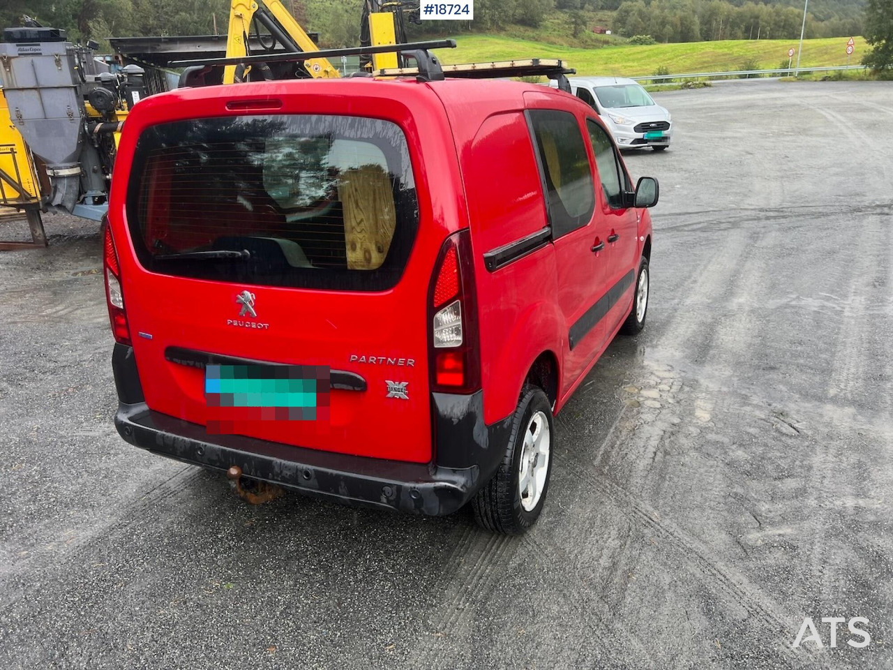 PEUGEOT Dangel Partner 4x4 - 紧凑型面包车:图5 PEUGEOT Dangel Partner 4x4 - 紧凑型面包车:图5