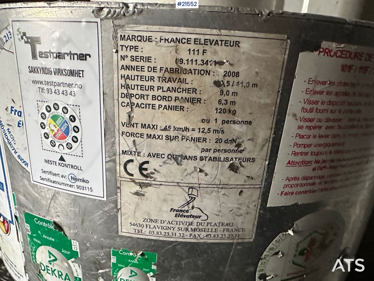 车载空中平台, 无侧窗厢式货车 Renault Master：图22