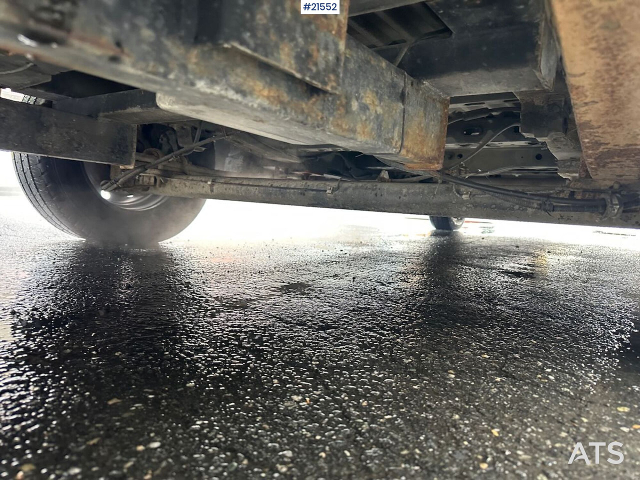 车载空中平台, 无侧窗厢式货车 Renault Master：图14