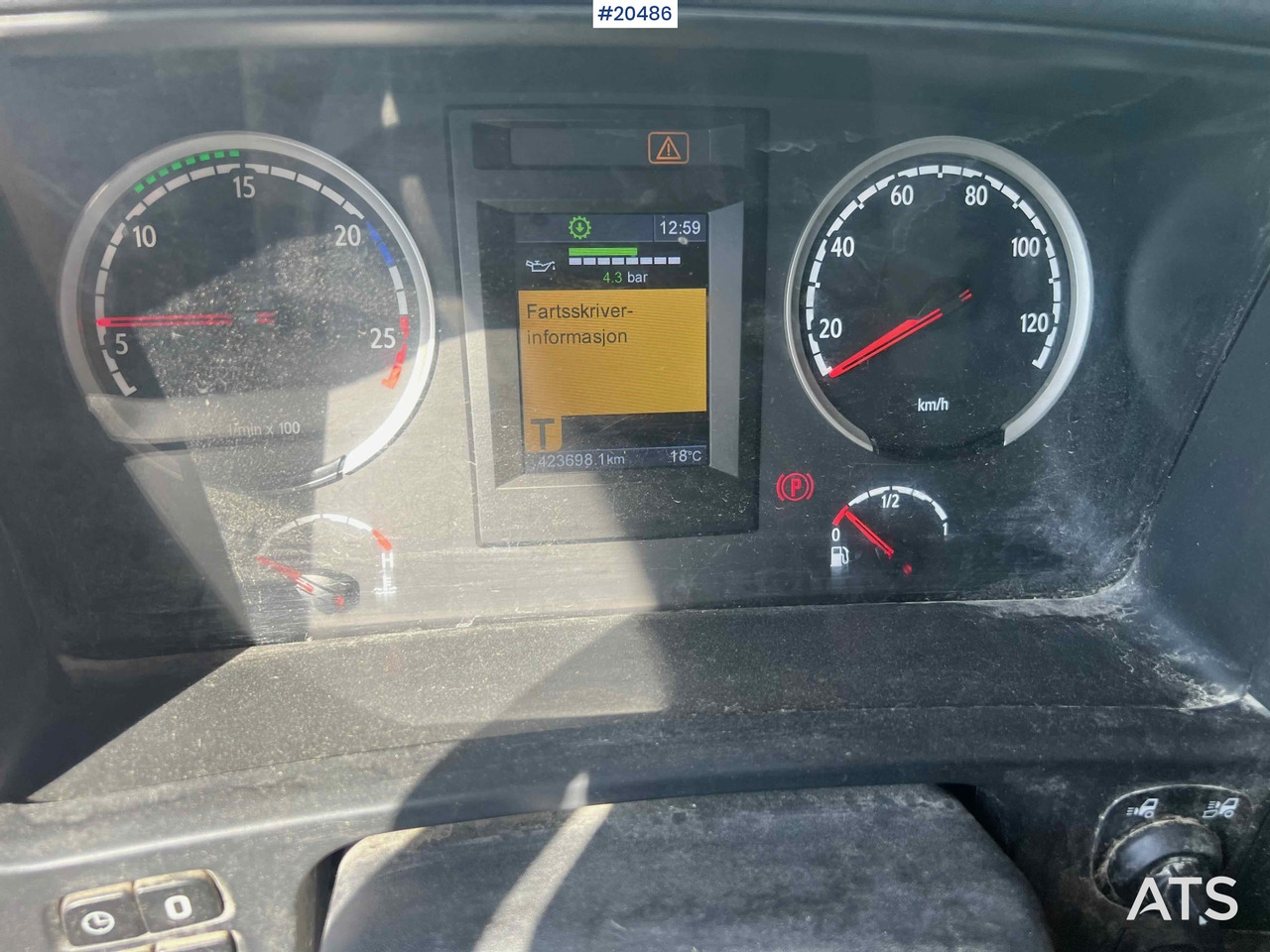 翻斗车 Scania R560:图28 翻斗车 Scania R560:图28