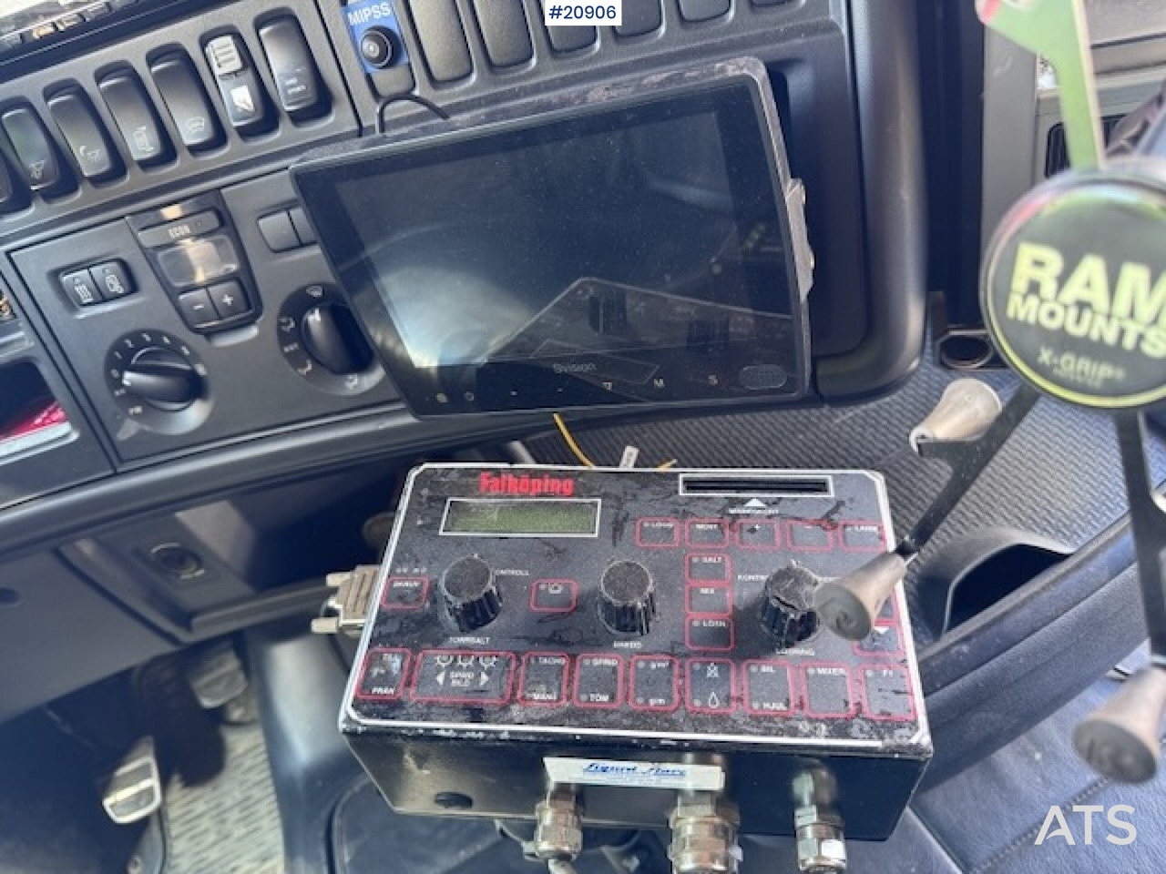 翻斗车 Scania R560:图46 翻斗车 Scania R560:图46