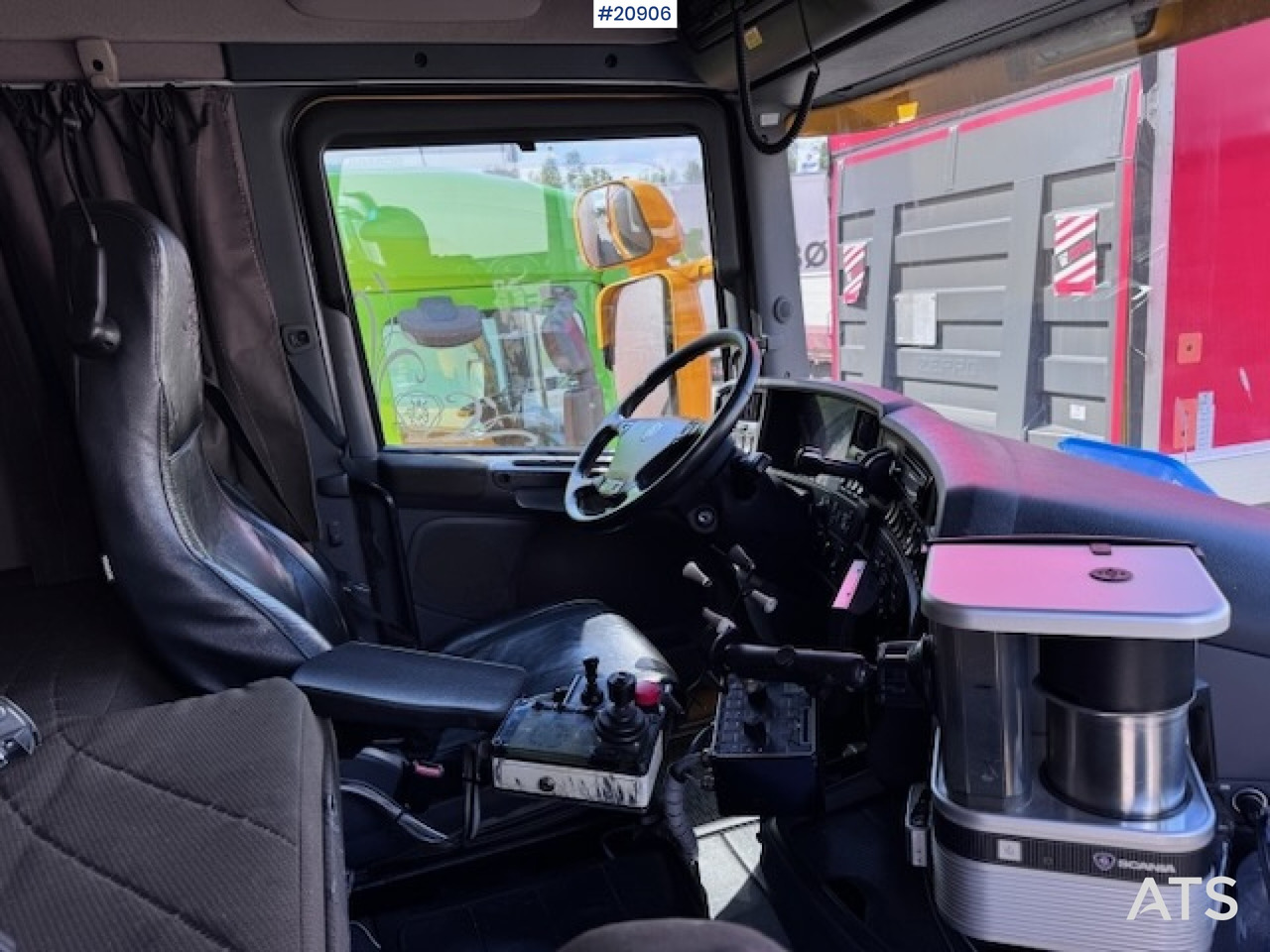 翻斗车 Scania R560:图40 翻斗车 Scania R560:图40
