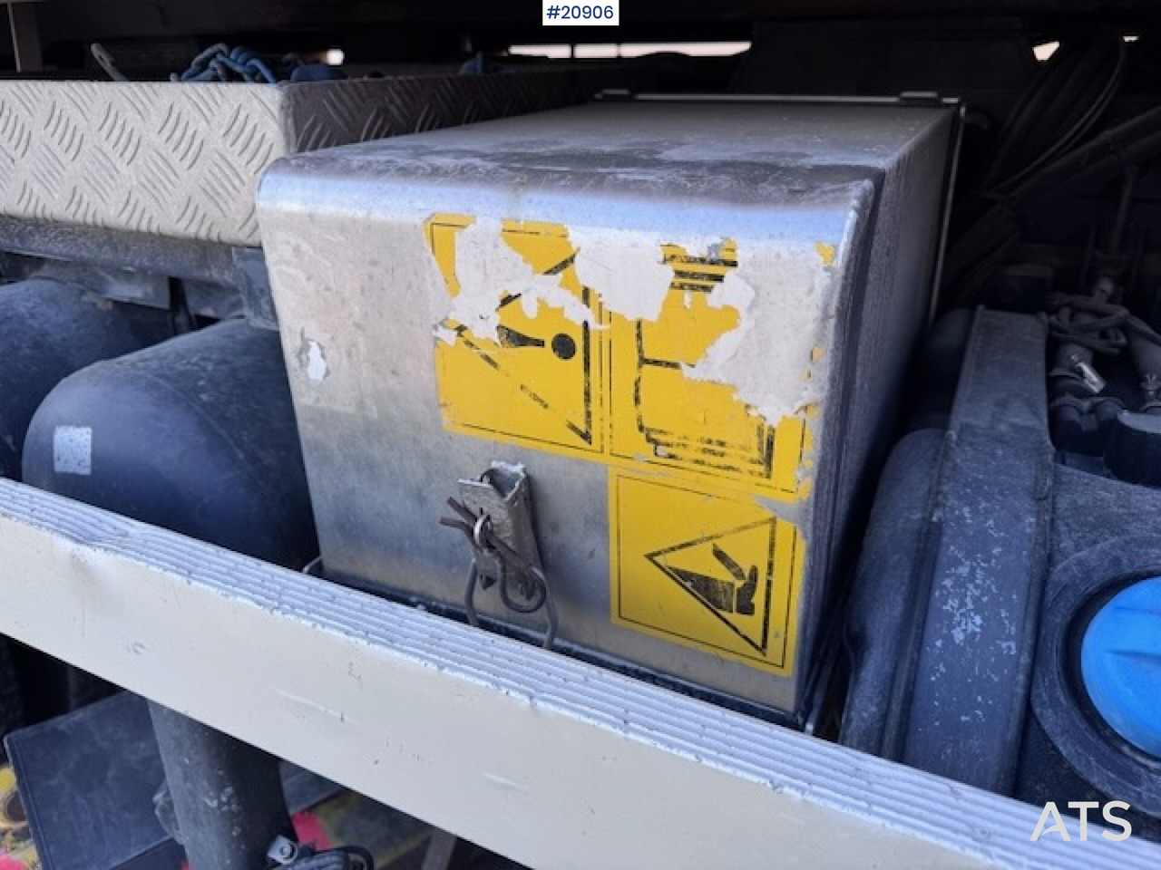 翻斗车 Scania R560:图34 翻斗车 Scania R560:图34