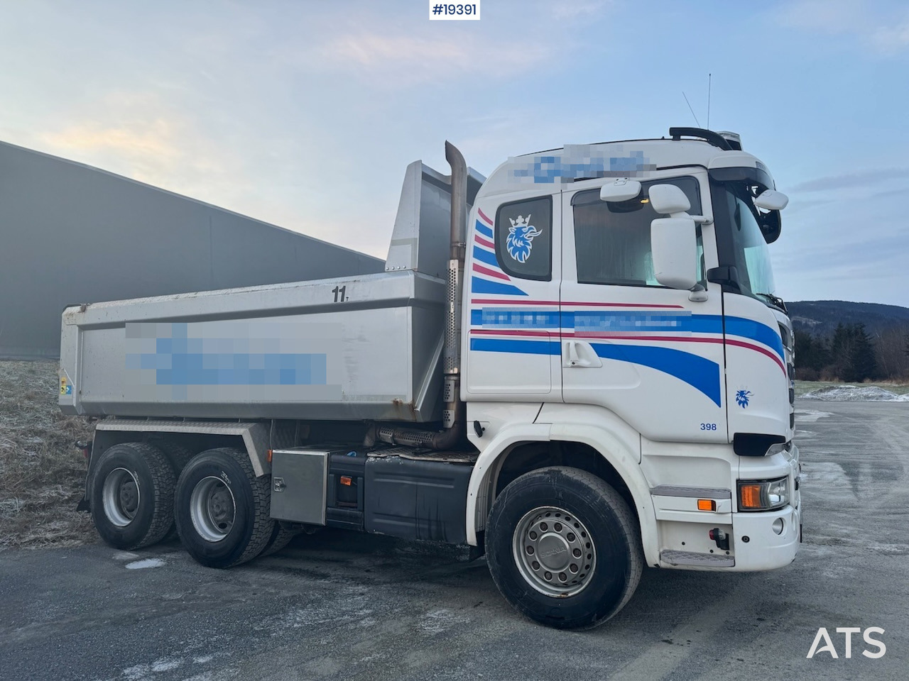 翻斗车 Scania R580：图6