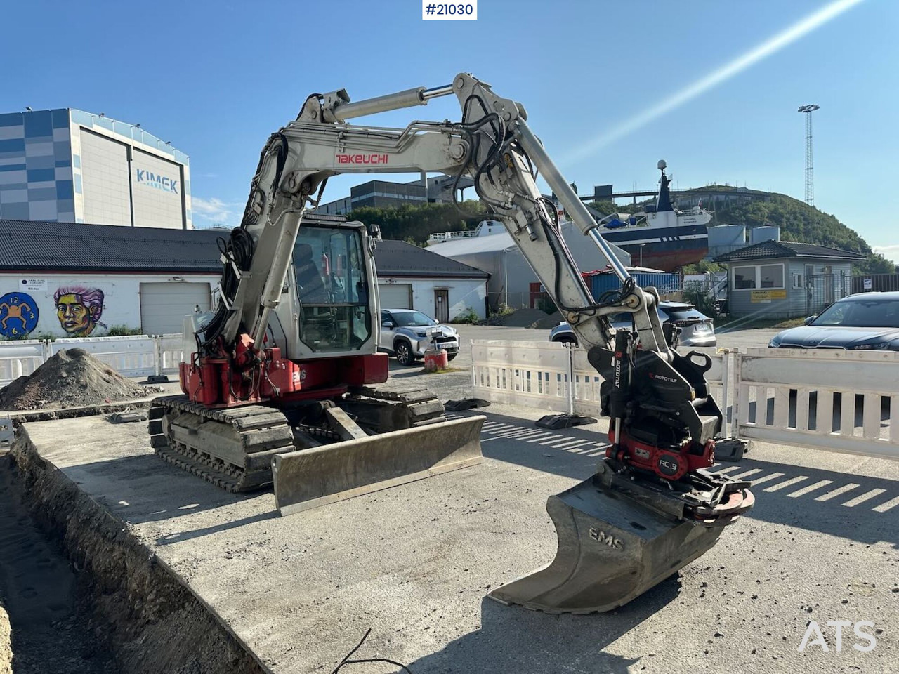 Takeuchi TB280FR - 小型挖掘机:图3 Takeuchi TB280FR - 小型挖掘机:图3