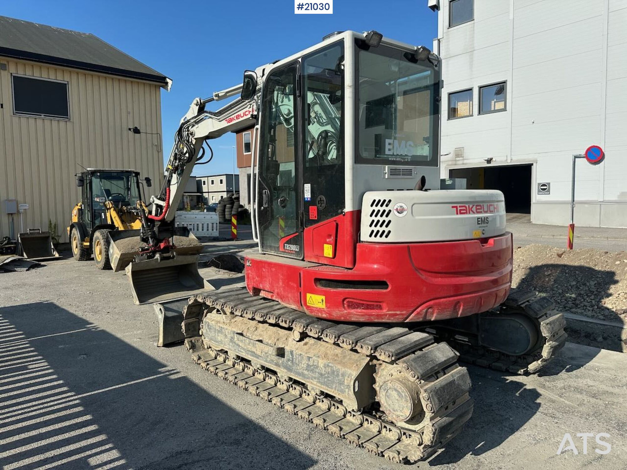 Takeuchi TB280FR - 小型挖掘机:图1 Takeuchi TB280FR - 小型挖掘机:图1