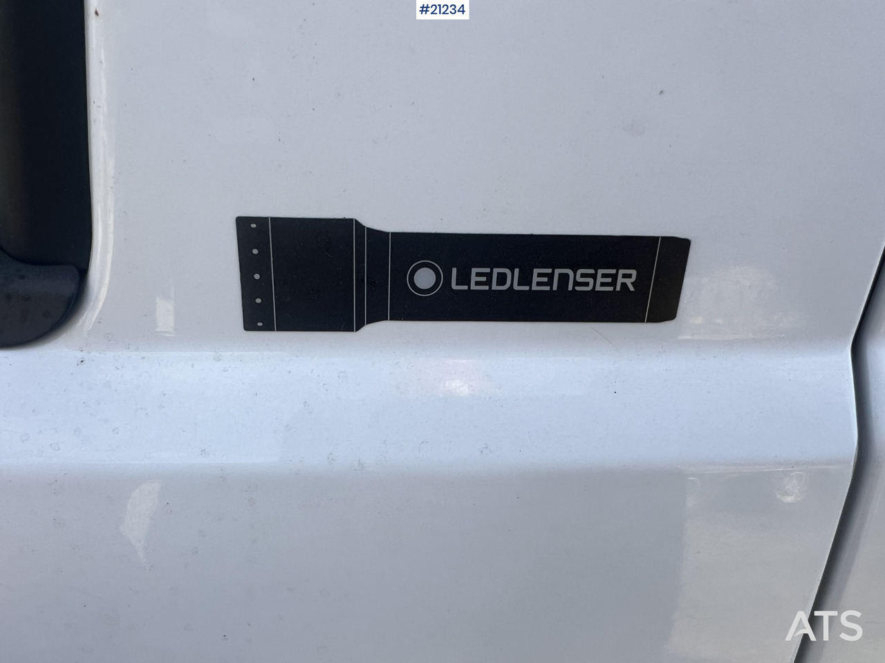 无侧窗厢式货车 Volkswagen TRANSPORTER：图27