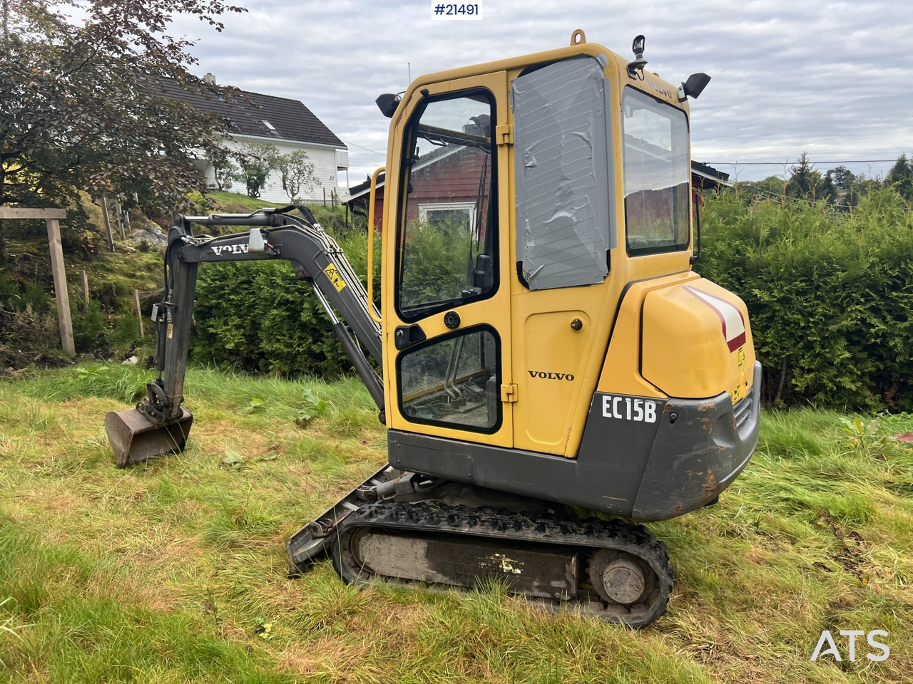 Volvo EC15B - 小型挖掘机:图5 Volvo EC15B - 小型挖掘机:图5