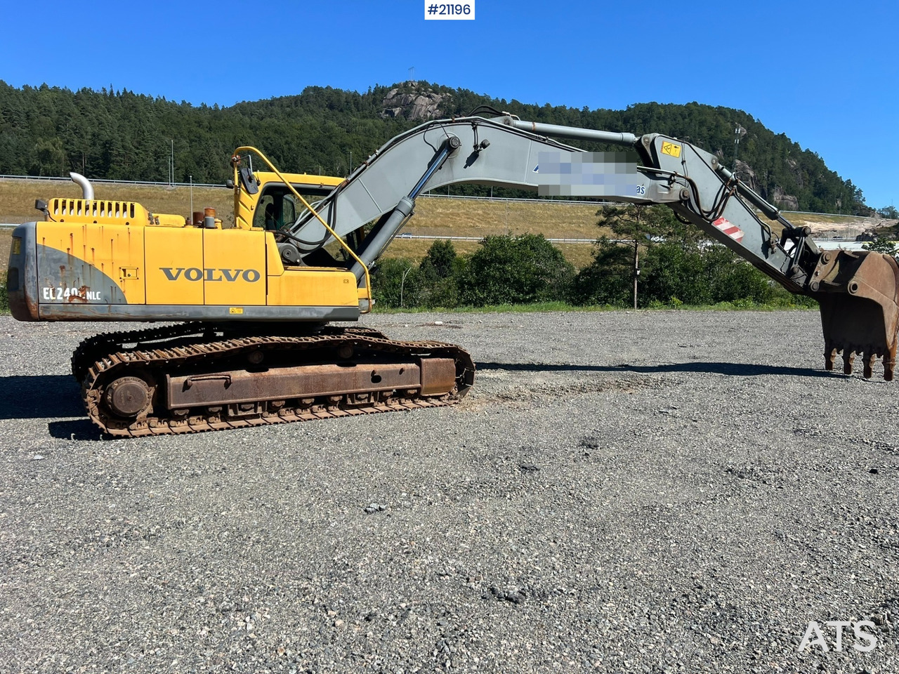 Volvo EC240 - 履带式挖掘机:图3 Volvo EC240 - 履带式挖掘机:图3