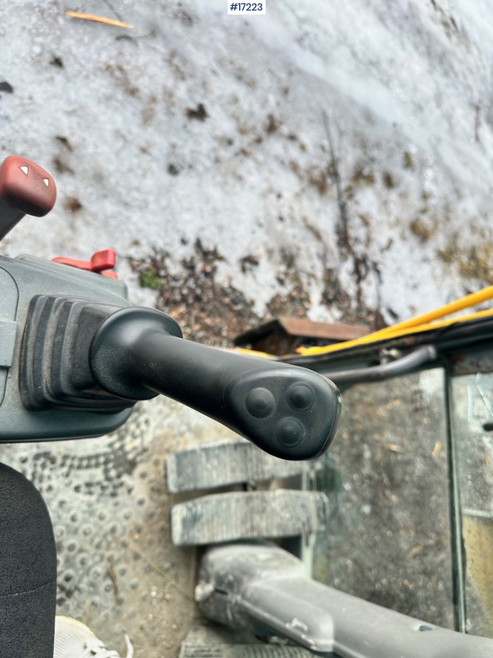 轮式挖掘机 Volvo EW160B：图38