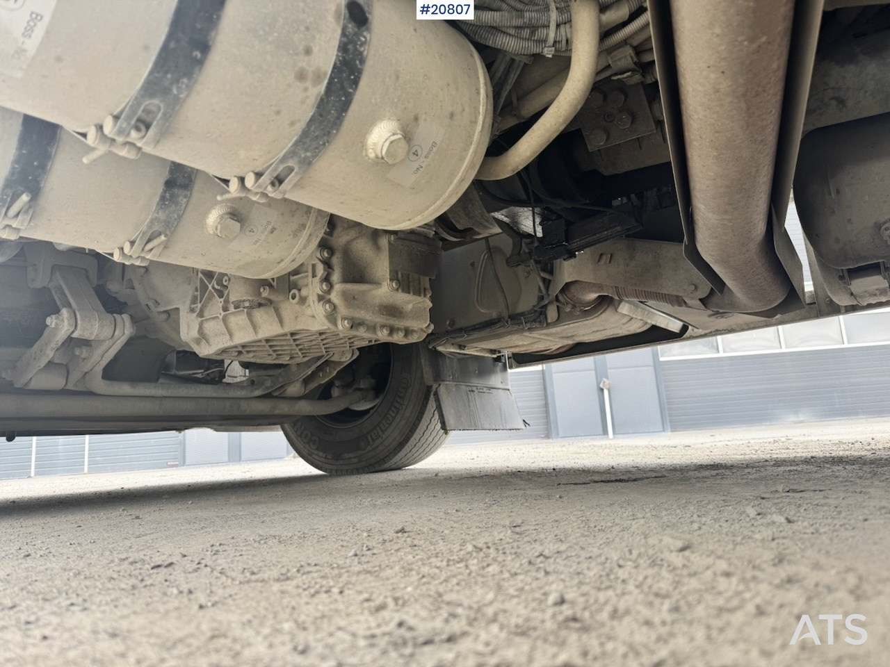 卡车, 沥青机 Volvo FE320：图19