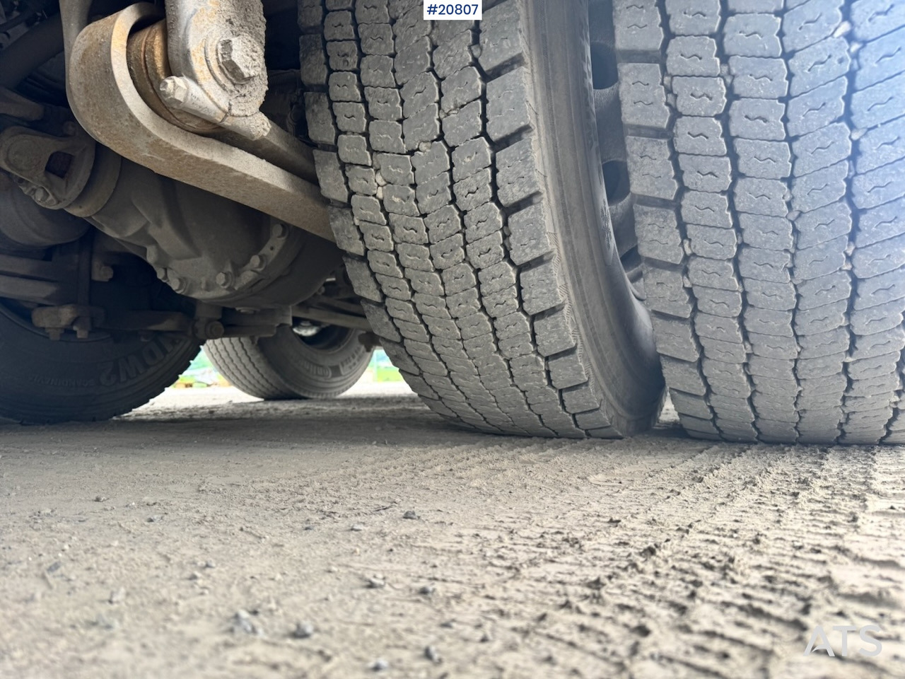 卡车, 沥青机 Volvo FE320：图17