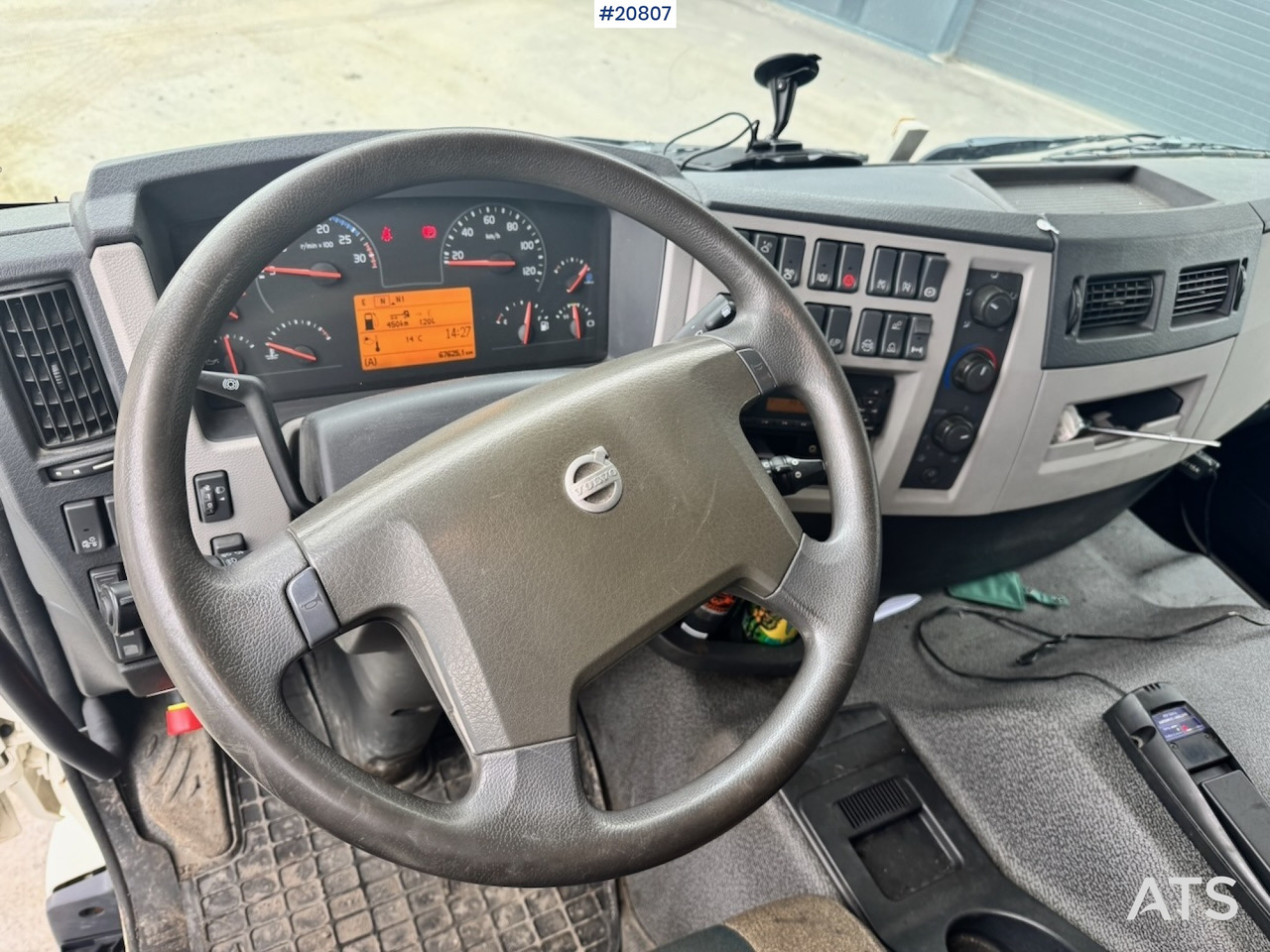 卡车, 沥青机 Volvo FE320：图39