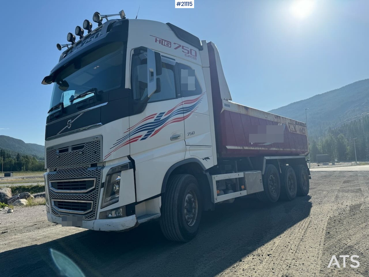 Volvo FH16 750 - 翻斗车:图1 Volvo FH16 750 - 翻斗车:图1