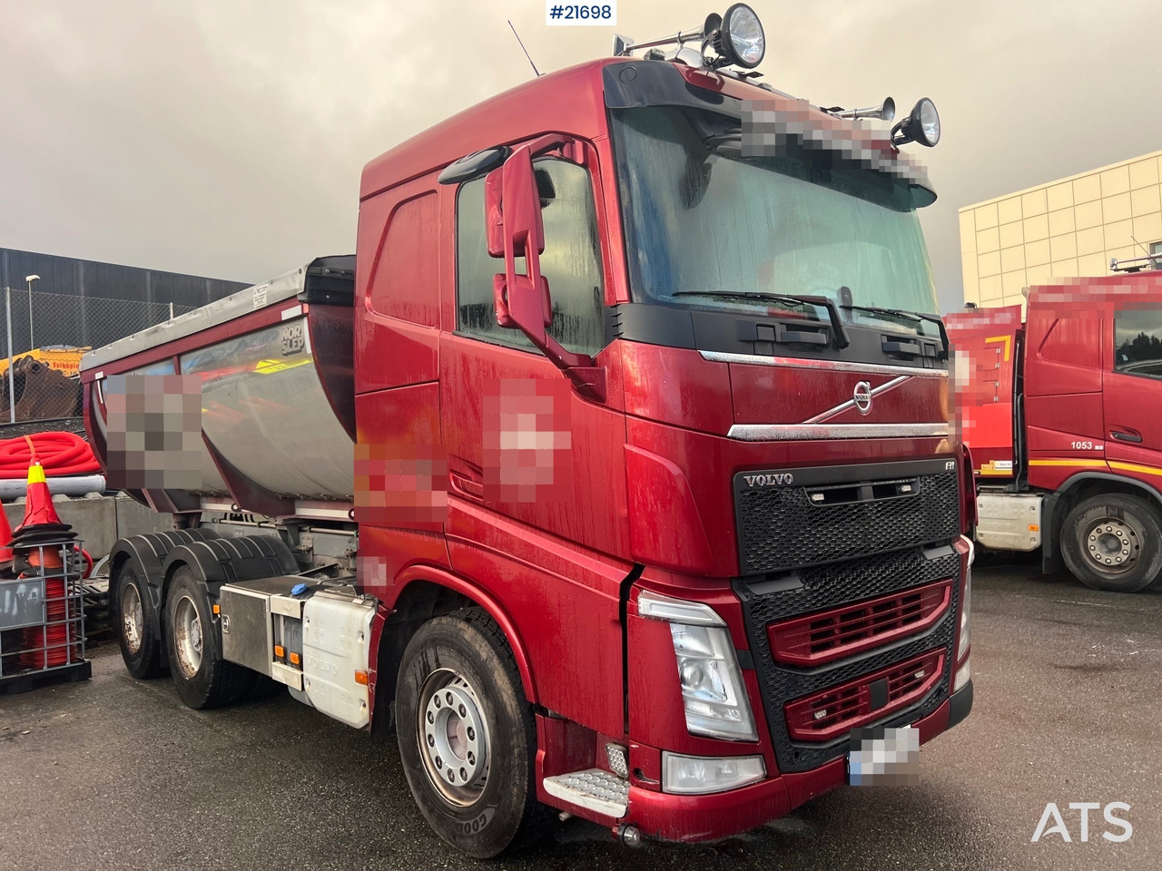 Volvo FH540 6x4 tippbil m/ asfaltkasse og tippkasse - 翻斗车:图2 Volvo FH540 6x4 tippbil m/ asfaltkasse og tippkasse - 翻斗车:图2