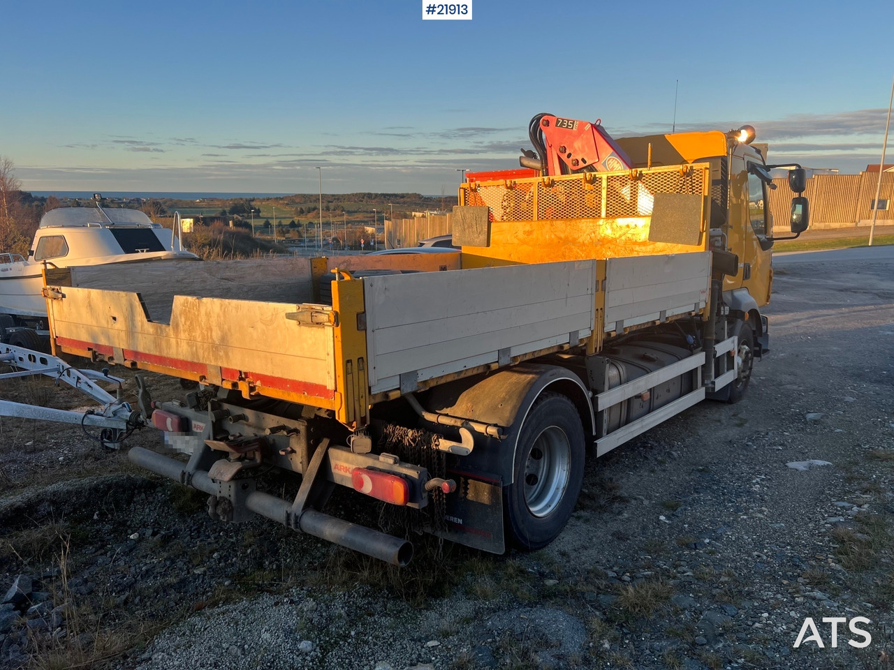 Volvo FL240 - 起重车:图4 Volvo FL240 - 起重车:图4