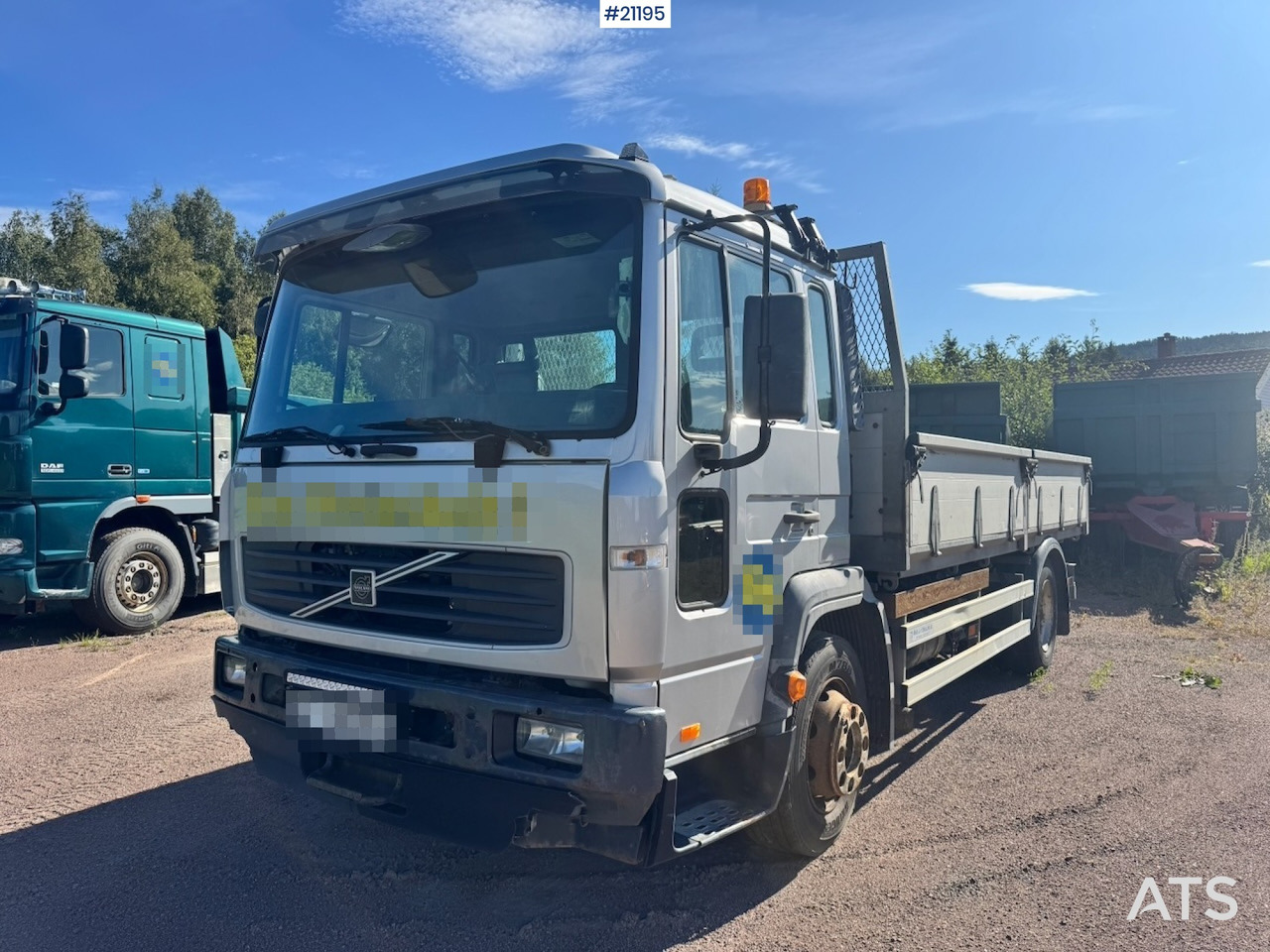Volvo FL250 - 栏板式/ 平板卡车:图1 Volvo FL250 - 栏板式/ 平板卡车:图1