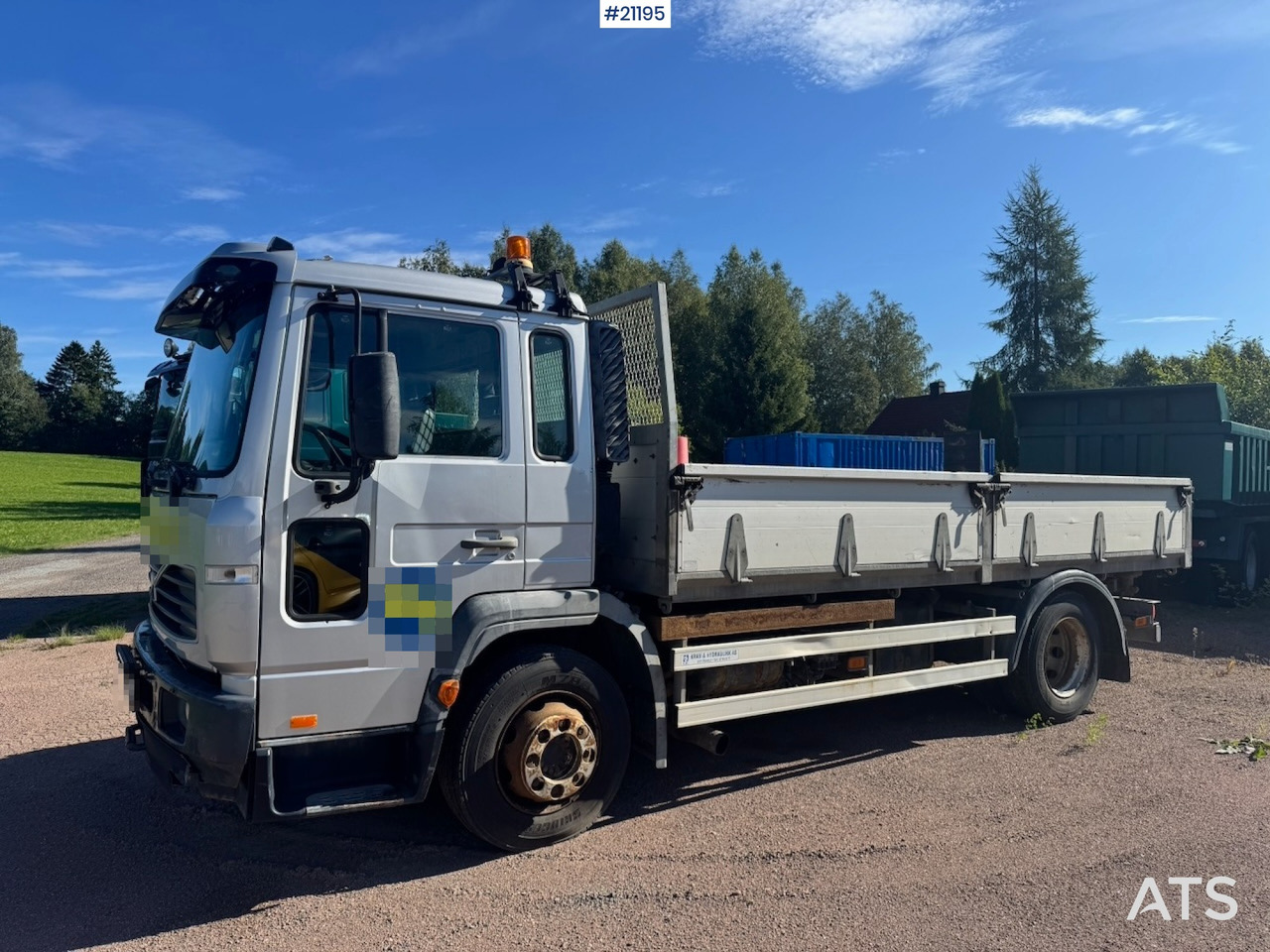 Volvo FL250 - 栏板式/ 平板卡车:图2 Volvo FL250 - 栏板式/ 平板卡车:图2