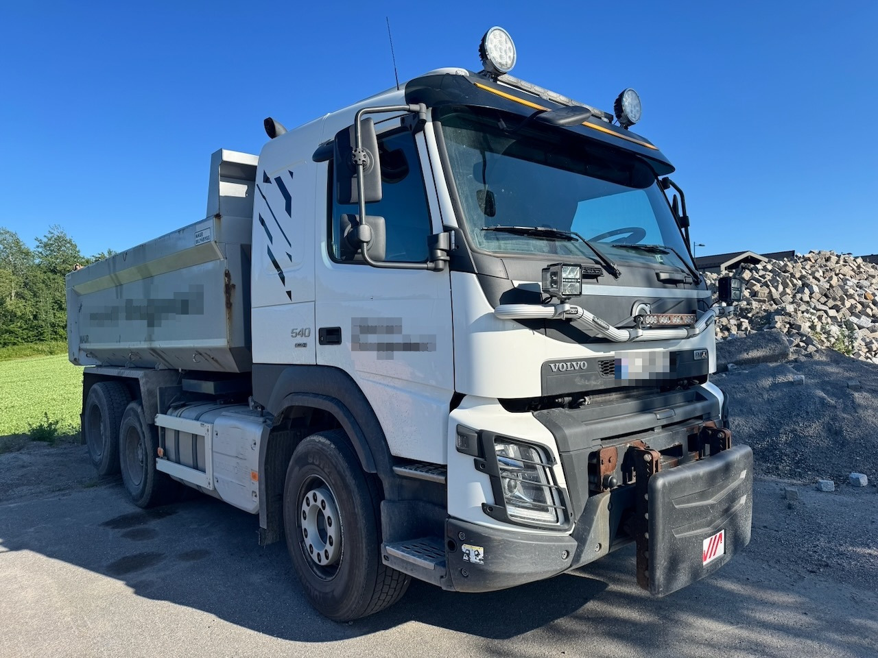 Volvo FMX 540 - 翻斗车:图1 Volvo FMX 540 - 翻斗车:图1