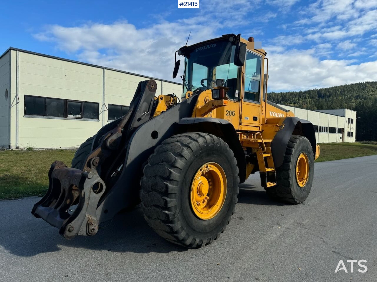 Volvo L110E - 轮式装载机:图2 Volvo L110E - 轮式装载机:图2