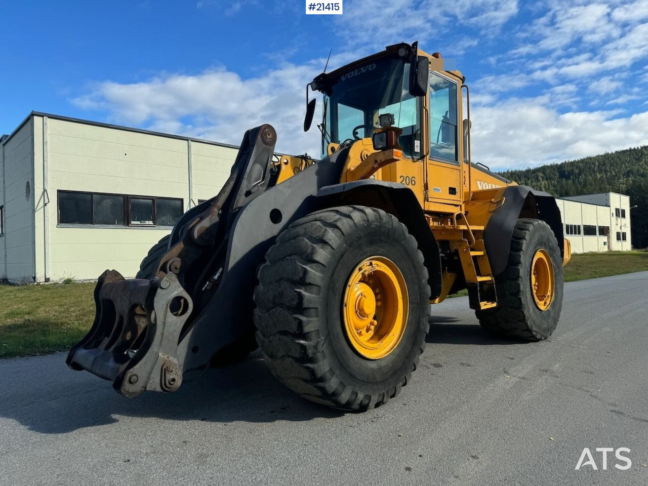 Volvo L110E - 轮式装载机:图1 Volvo L110E - 轮式装载机:图1