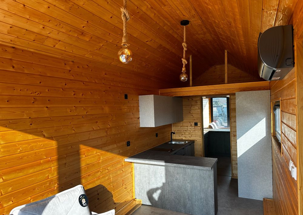 Boro Drewniany DOMEK MOBILNY na przyczepie 7,5m x 2,5m - 露营车:图4 Boro Drewniany DOMEK MOBILNY na przyczepie 7,5m x 2,5m - 露营车:图4