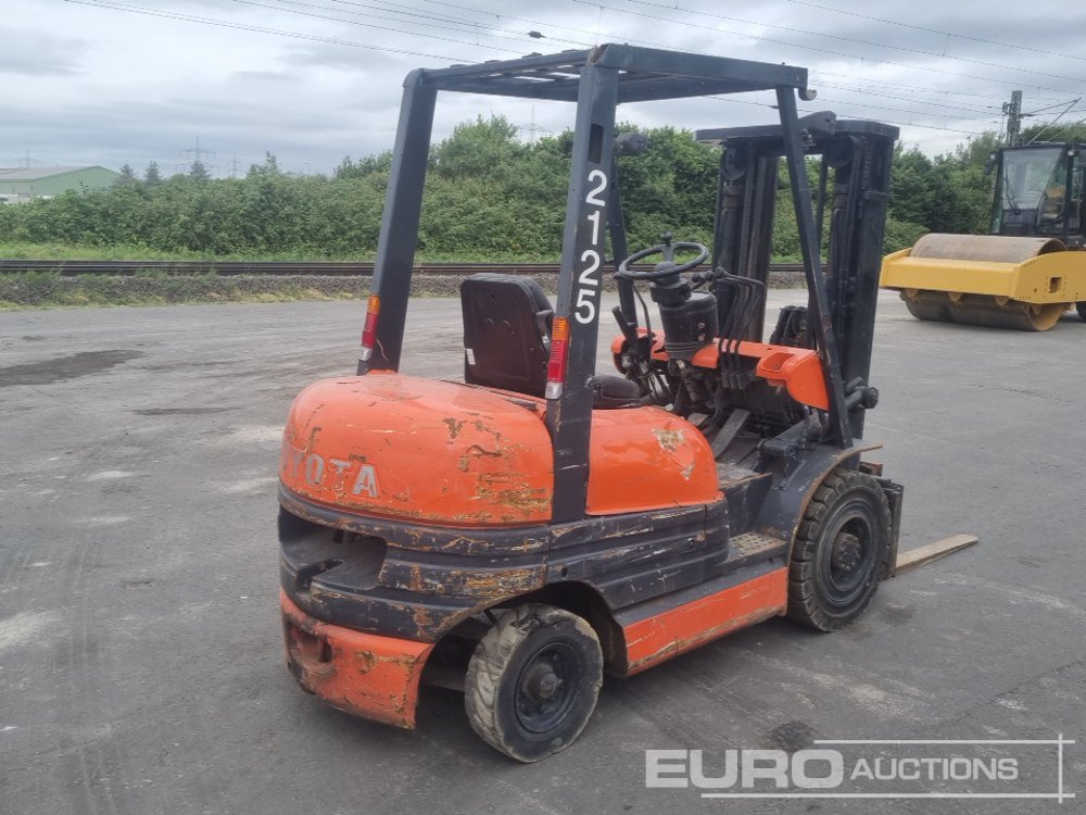 1995 Toyota 26FDF25 - 叉车:图4 1995 Toyota 26FDF25 - 叉车:图4