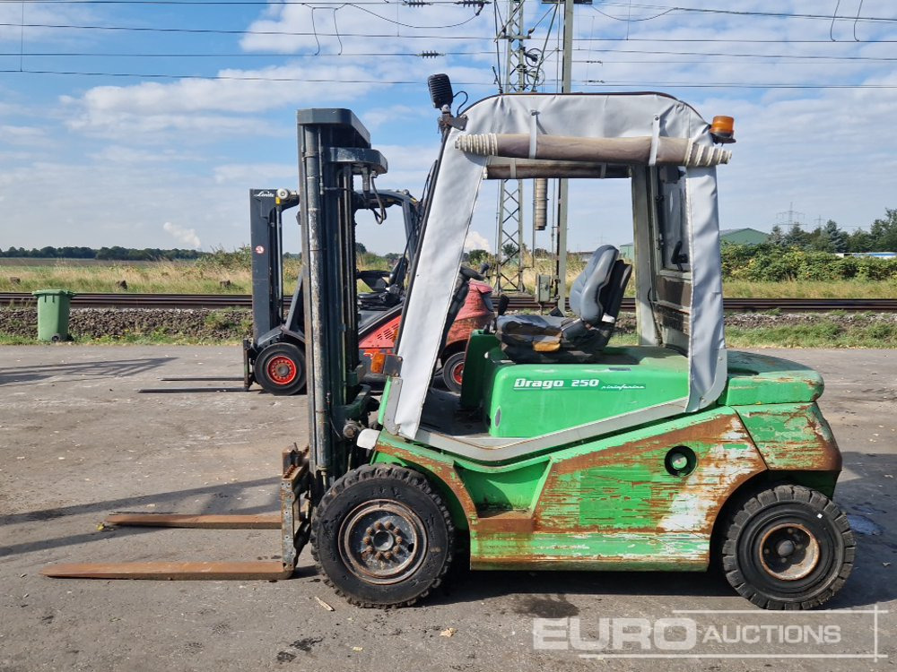 2000 Cesab DRAGO250 - 叉车:图2 2000 Cesab DRAGO250 - 叉车:图2