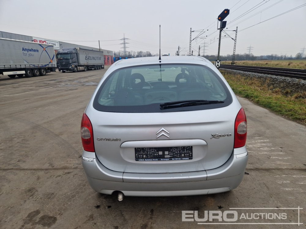 2004 Citroen Xsara Picasso - 汽车:图4 2004 Citroen Xsara Picasso - 汽车:图4