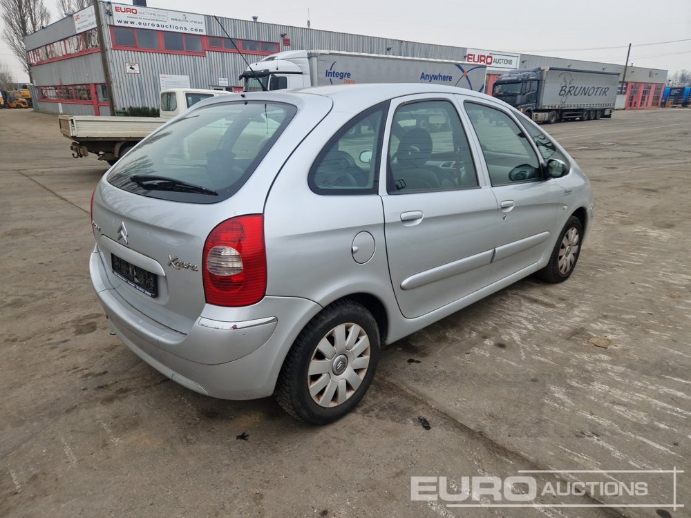 2004 Citroen Xsara Picasso - 汽车:图5 2004 Citroen Xsara Picasso - 汽车:图5