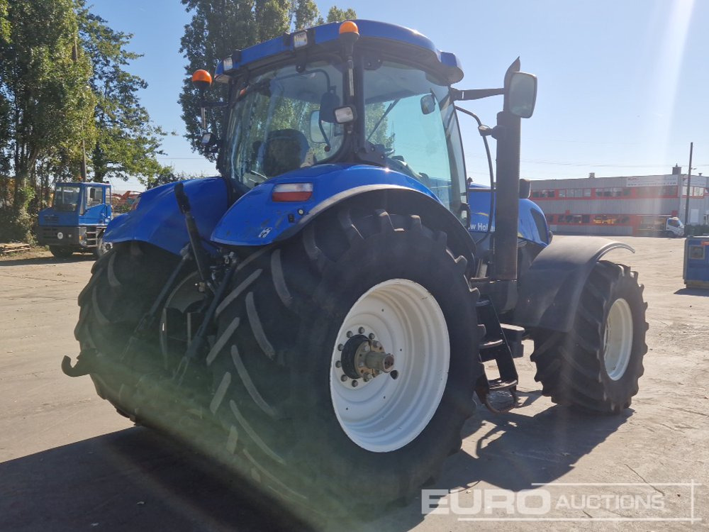 2009 New Holland T7060 - 拖拉机:图5 2009 New Holland T7060 - 拖拉机:图5