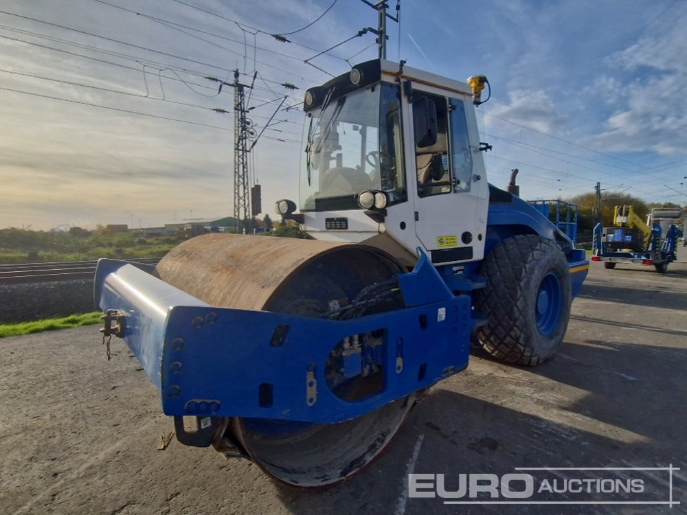 2011 Bomag BW213 D-4 - 碾压机:图1 2011 Bomag BW213 D-4 - 碾压机:图1