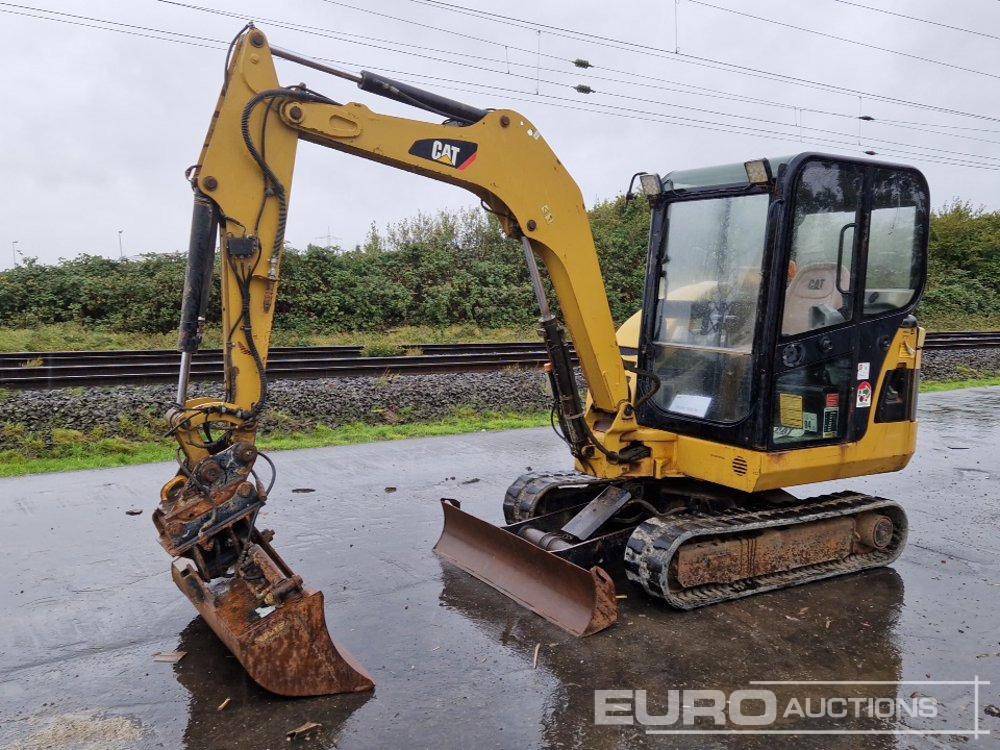 2011 CAT 302.5C - 小型挖掘机:图1 2011 CAT 302.5C - 小型挖掘机:图1