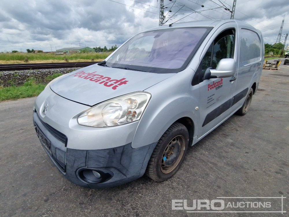 2012 Peugeot Partner - 紧凑型面包车:图1 2012 Peugeot Partner - 紧凑型面包车:图1