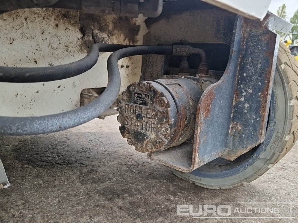 剪式升降机 2014 Haulotte Compact 12:图12 剪式升降机 2014 Haulotte Compact 12:图12